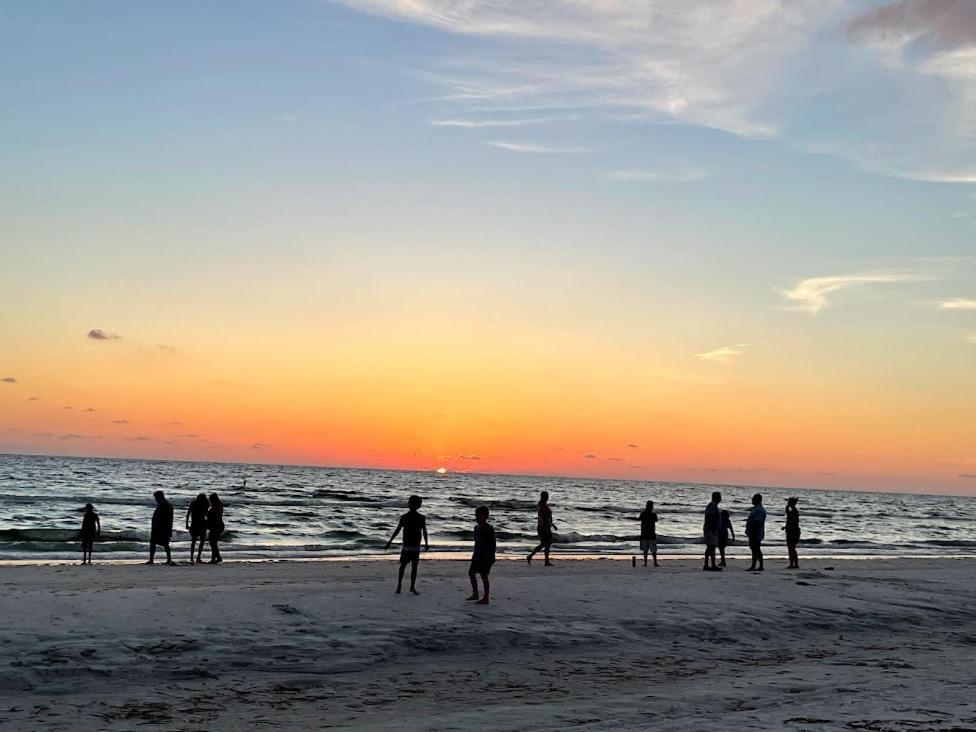 Beachfront Condo Ocean View St. Pete Beach Ngoại thất bức ảnh